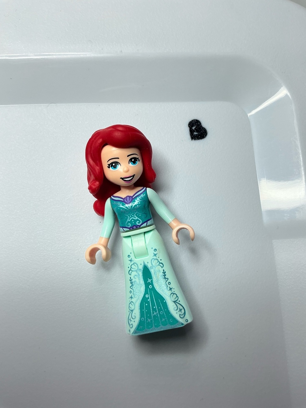Lego Ariel 41160 Light Aqua Dress Disney Princess Minifigure